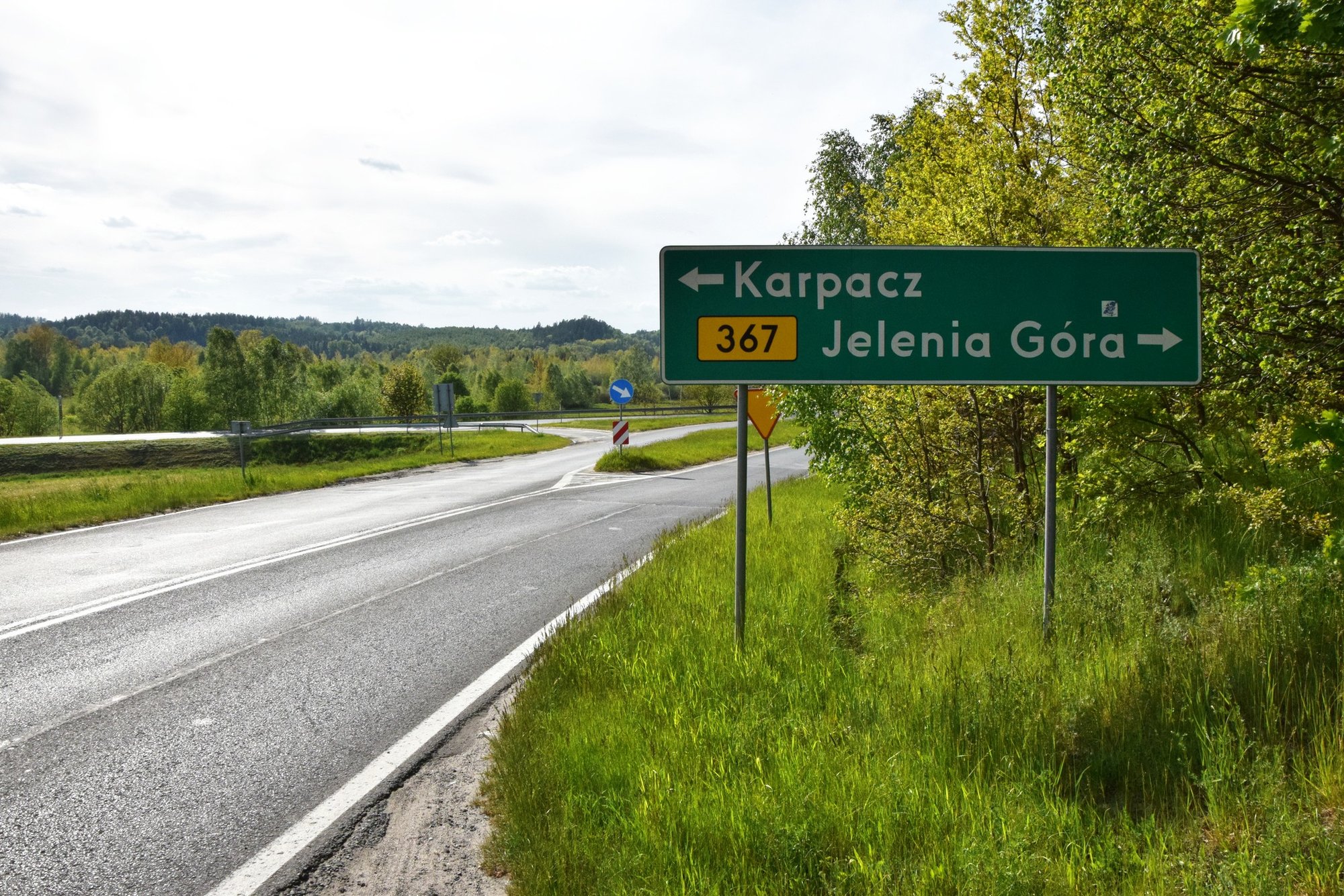 nowe-rondo-na-drodze-do-karpacza-podpisano-umowe-133475