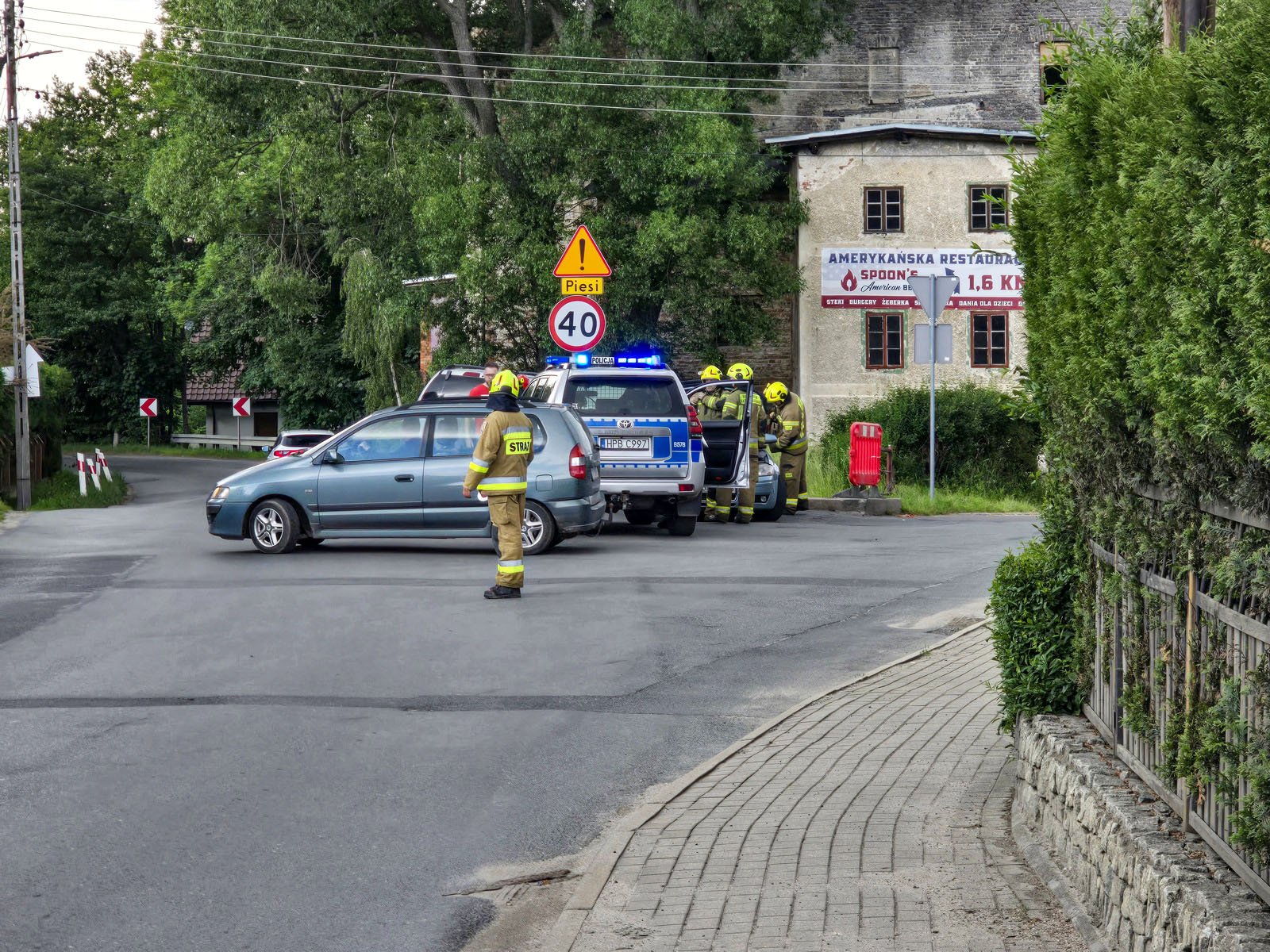 zderzenie-na-skrzyzowaniu-w-mikowie-133554
