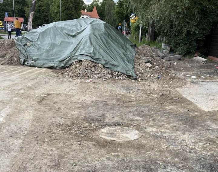 gebokie-wykopy-i-nowa-kanalizacja-133604