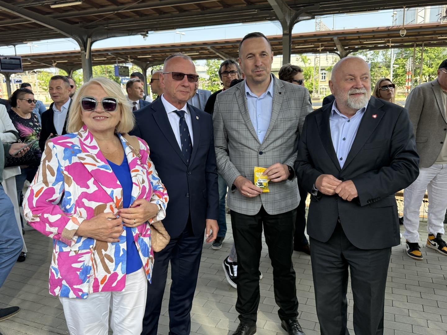 stao-sie-po-cwierc-wieku-ruszy-pociag-do-karpacza-133687