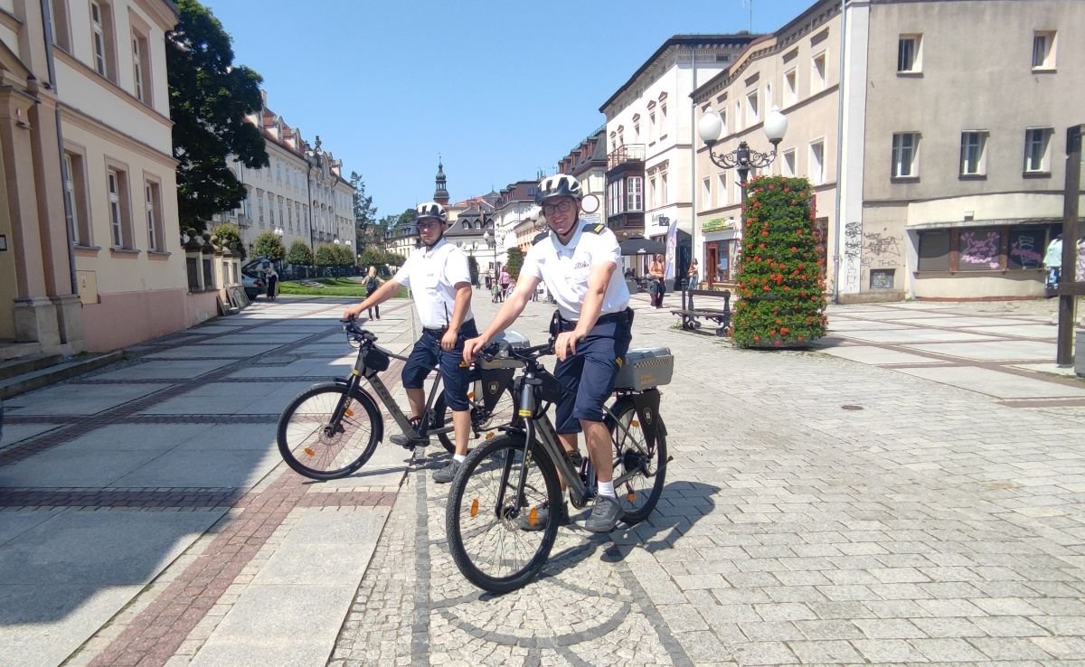 straznicy-miejscy-wsiedli-na-rowery-133714