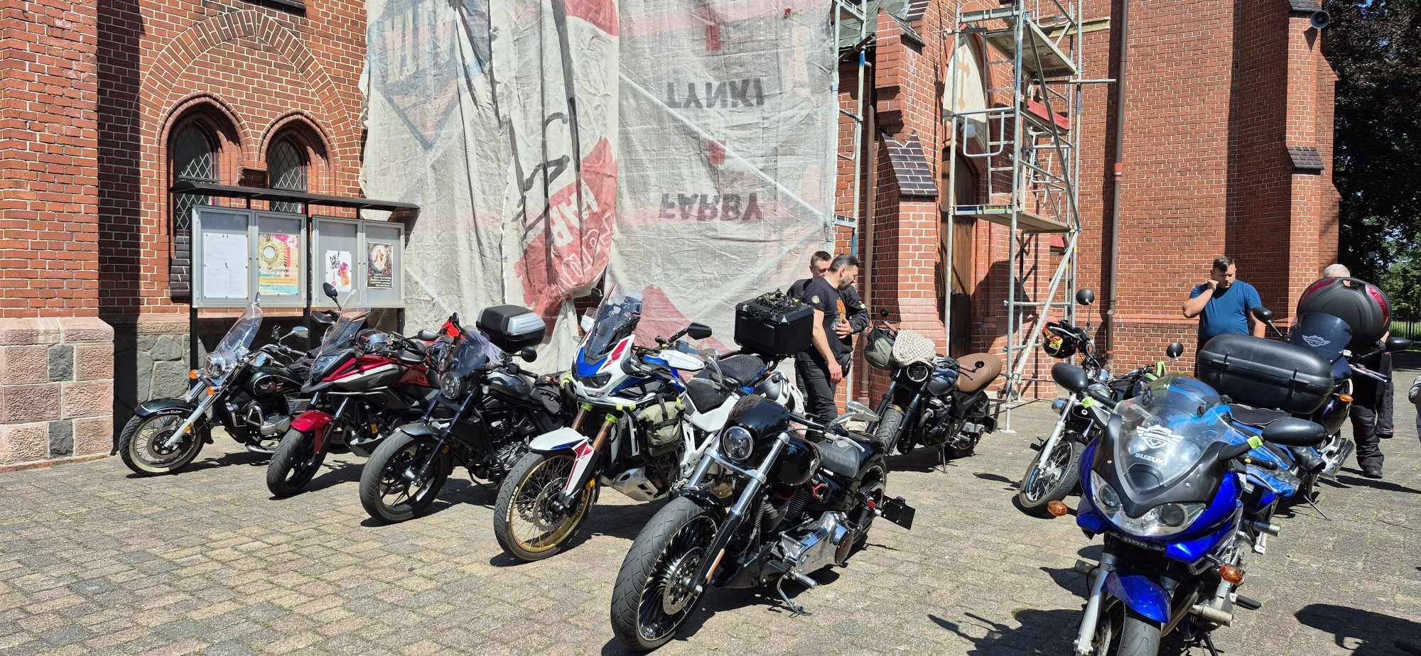 moc-atrakcji-i-frajdy-z-motocyklowymi-karkonoszami-133720