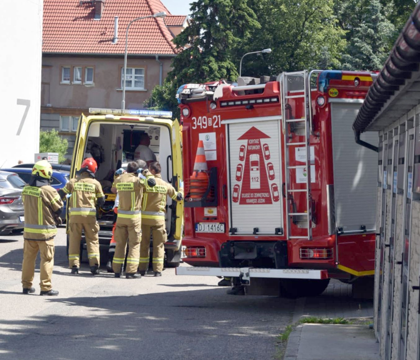 przezy-upadek-z-czwartego-pietra-133724