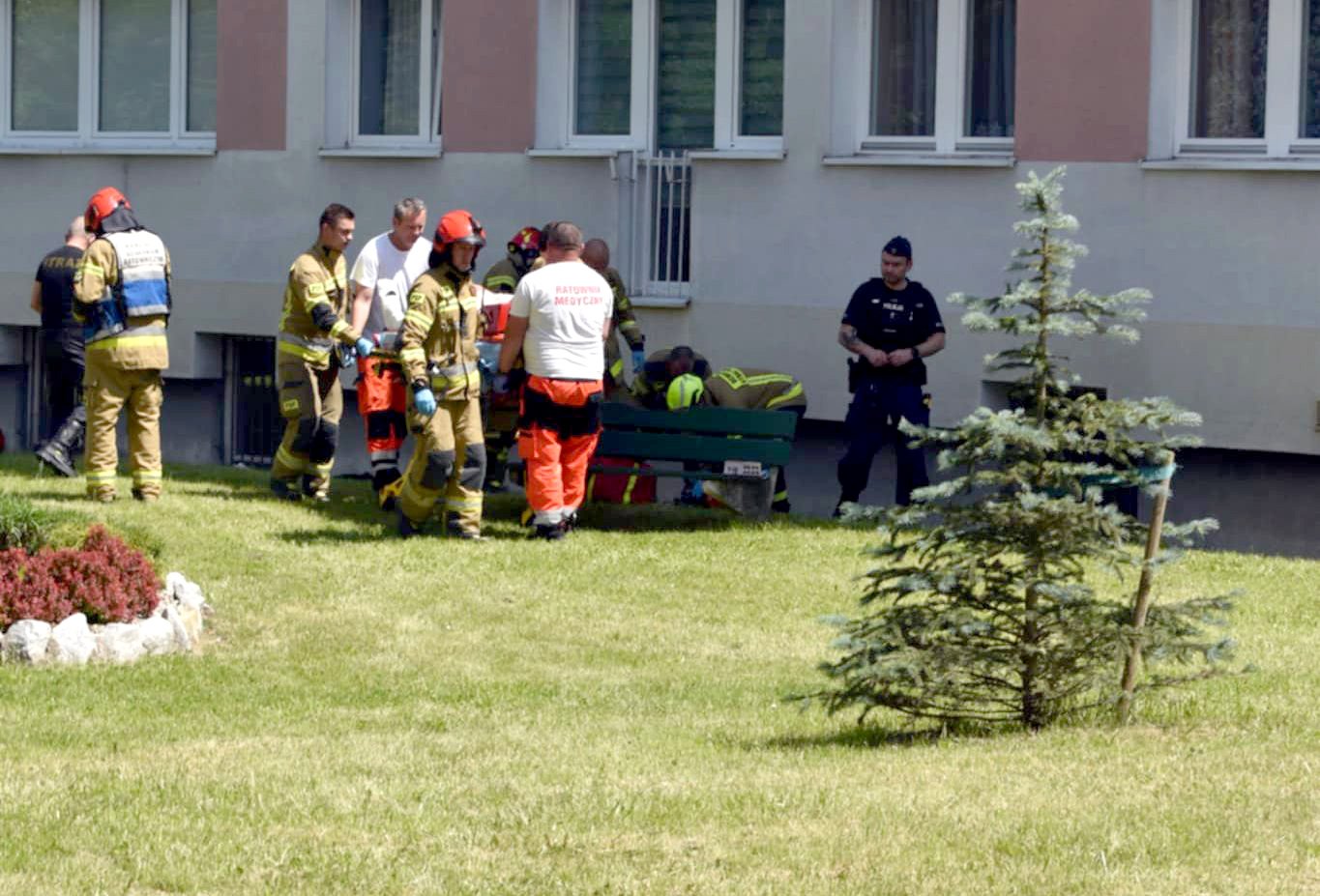 przezy-upadek-z-czwartego-pietra-133724