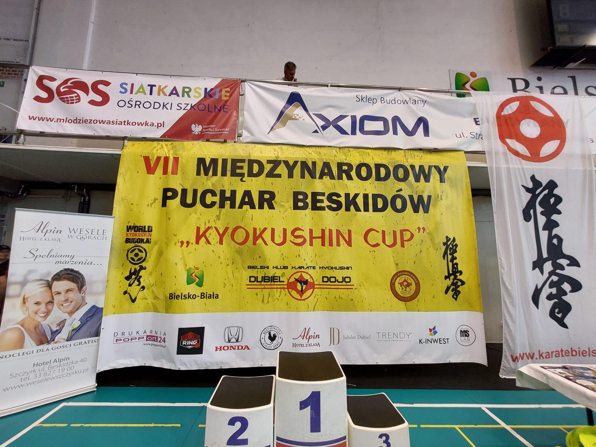 osiem-krazkow-podczas-miedzynarodowych-zawodow-133747