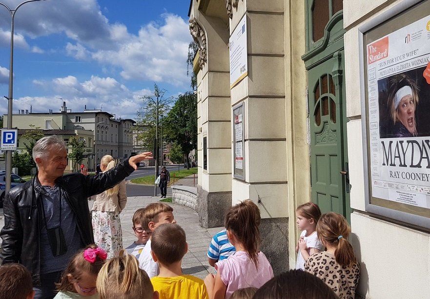 poznali-kulisy-teatru-norwida-133905