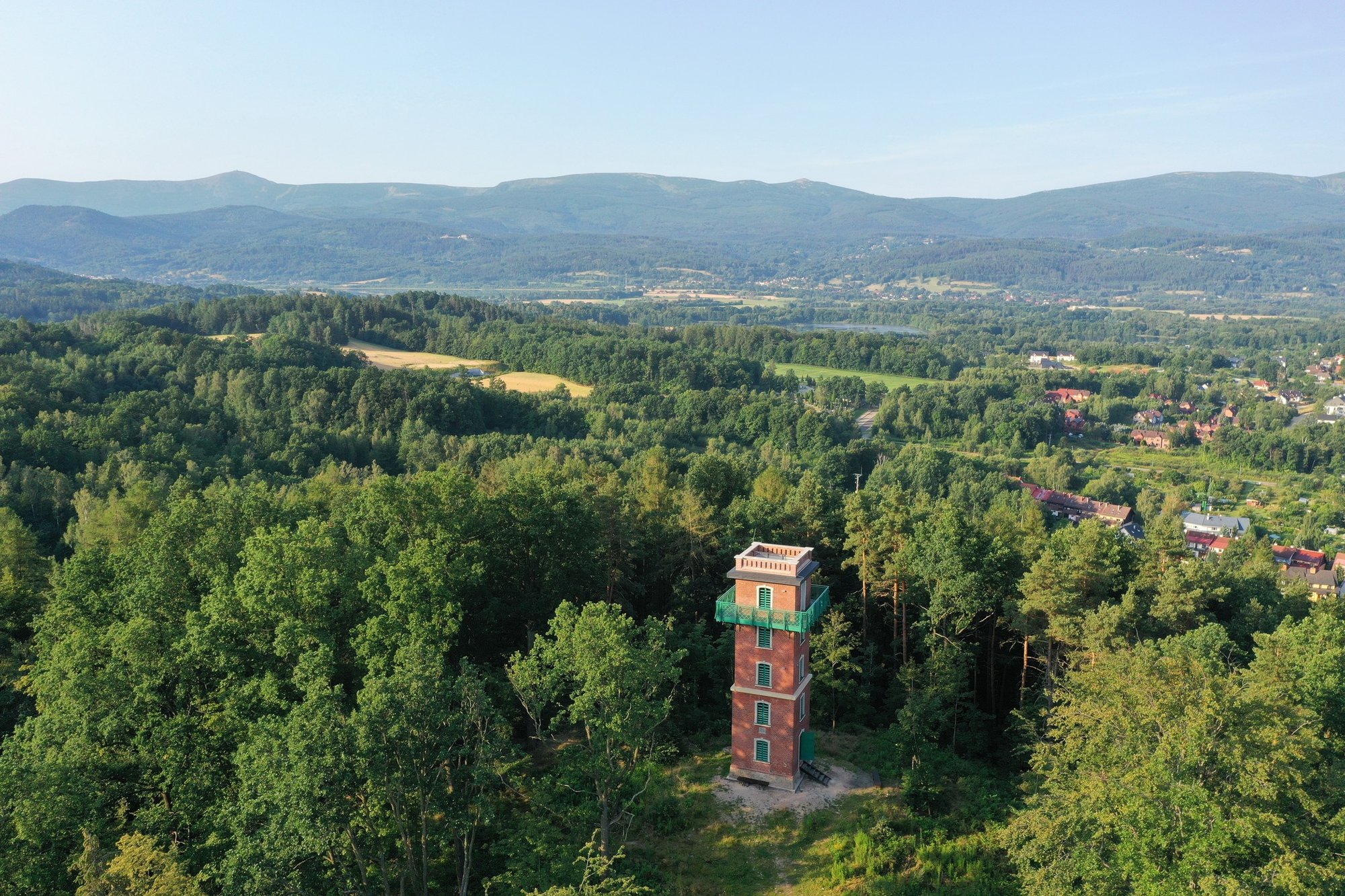 prace-przy-wiezy-na-sotysiej-gorze-133961