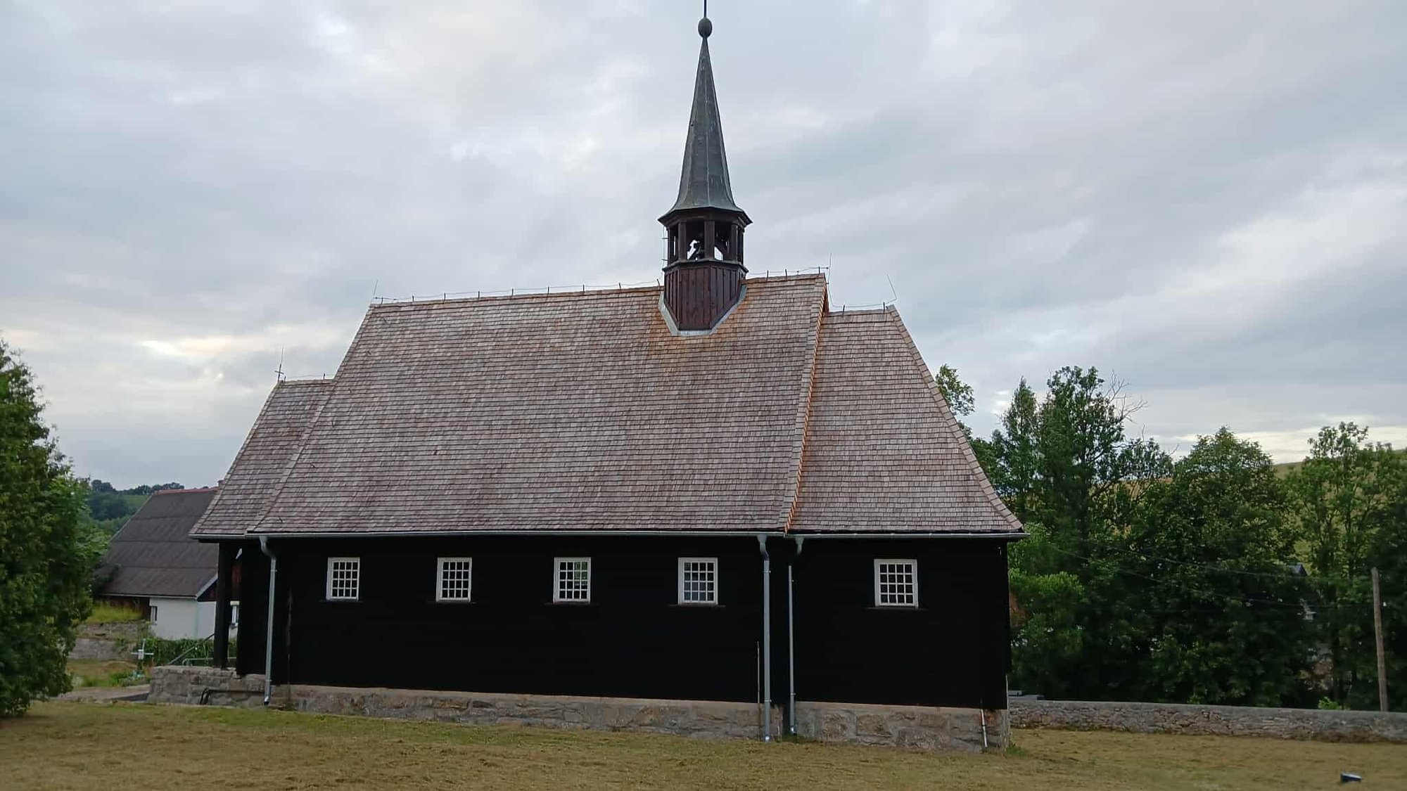 sudecki-unikat-w-kromnowie-koscioek-sw-jerzego-133980