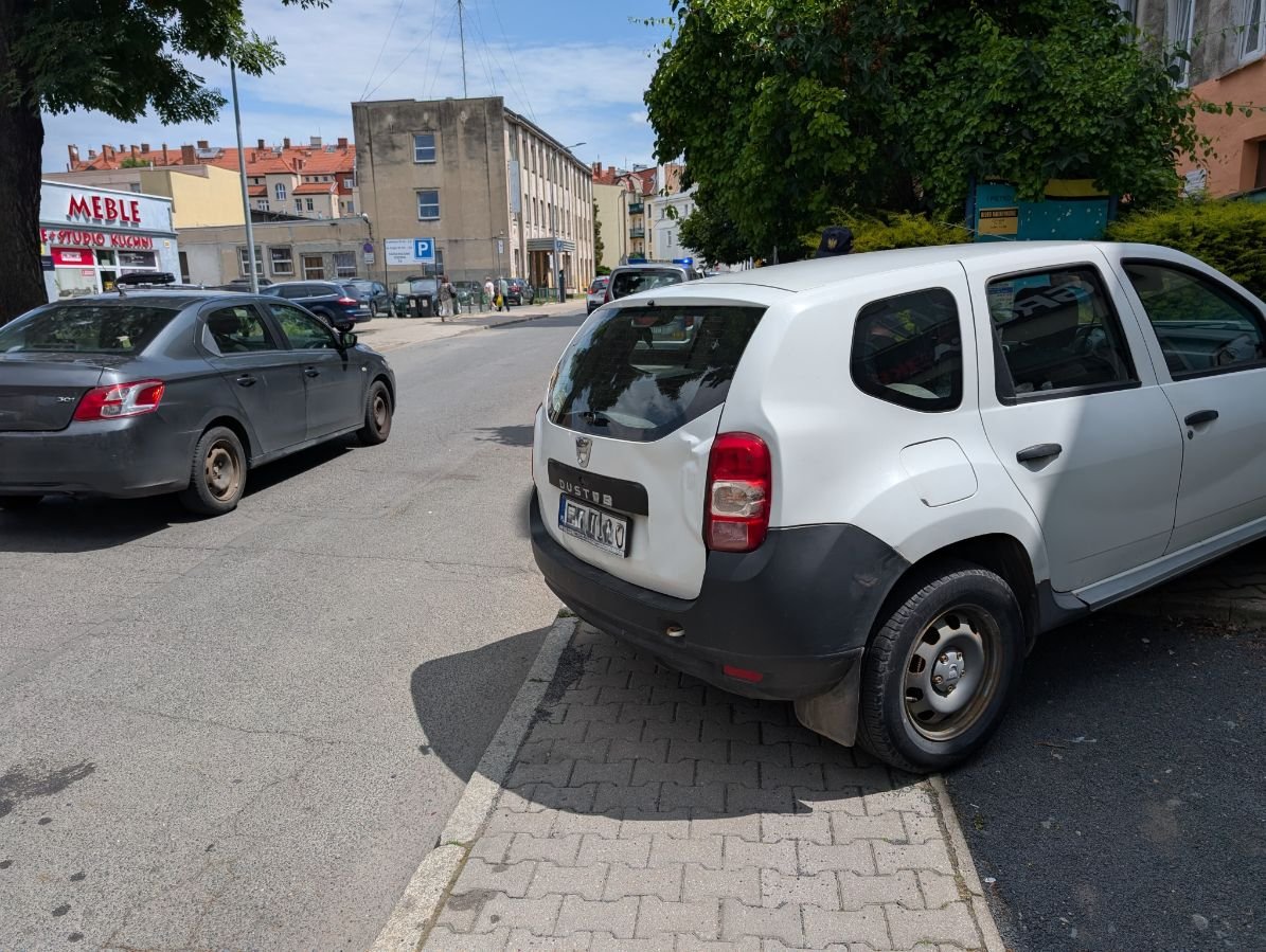 chodniki-i-przejscia-nie-dla-aut-133987