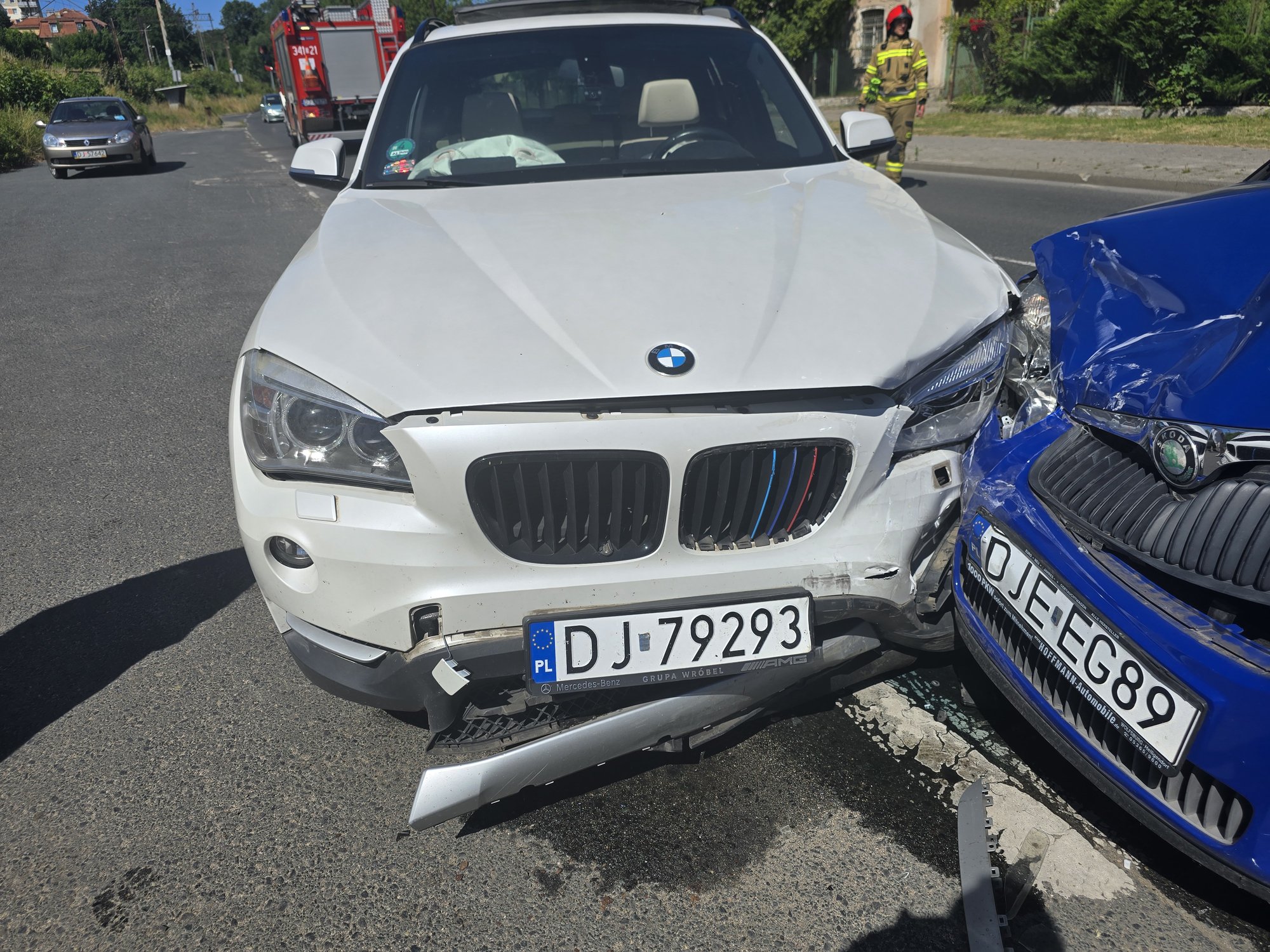 bliskie-spotkanie-bmw-i-skody-134042