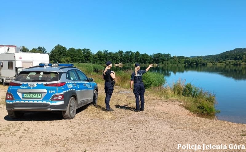 bezpieczne-wakacje-nad-woda-policjanci-apeluja-o-rozsadek-i-rozwage-podczas-letniego-wypoczynku-134102