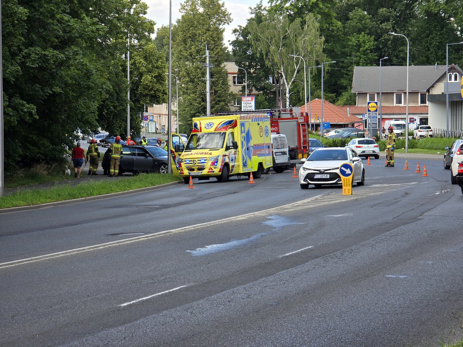 po-alkoholu-spowodowa-wypadek-na-wolnosci-134112
