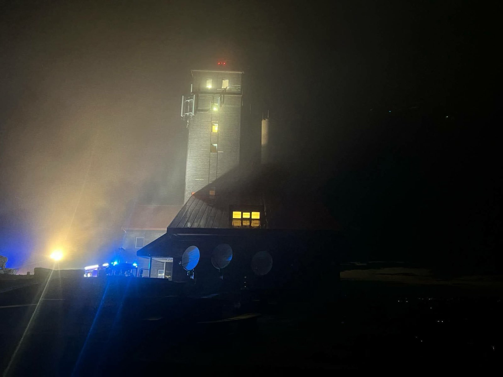 pozar-przekaznika-rtv-na-snieznych-kotach-134159