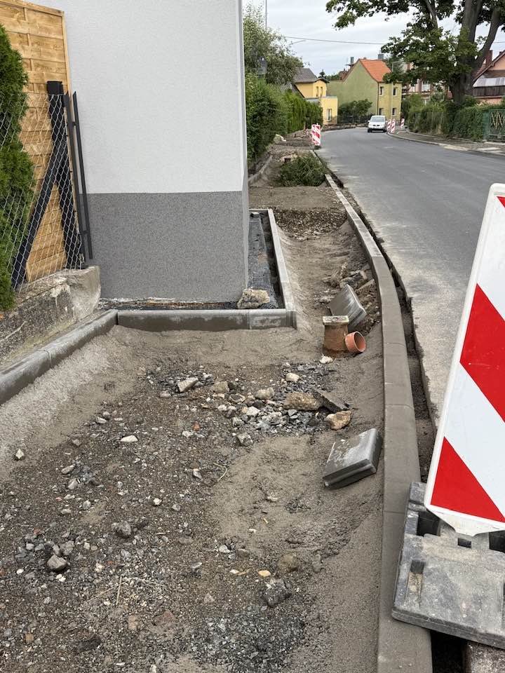 zjednoczenia-narodowego-z-nowymi-chodnikami-134304