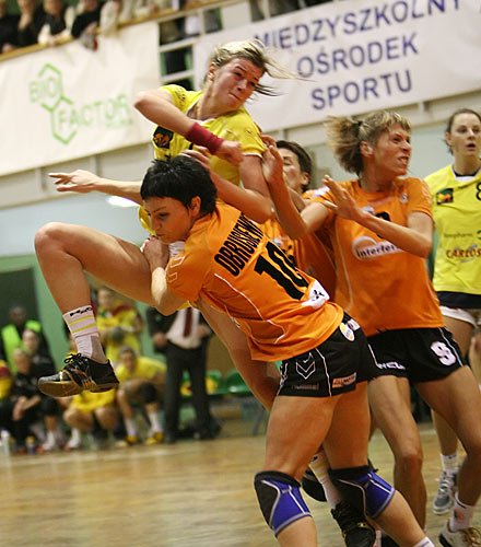 finepharm-carlos-wygra-derby-w-wojnie-nerwow-video-13434