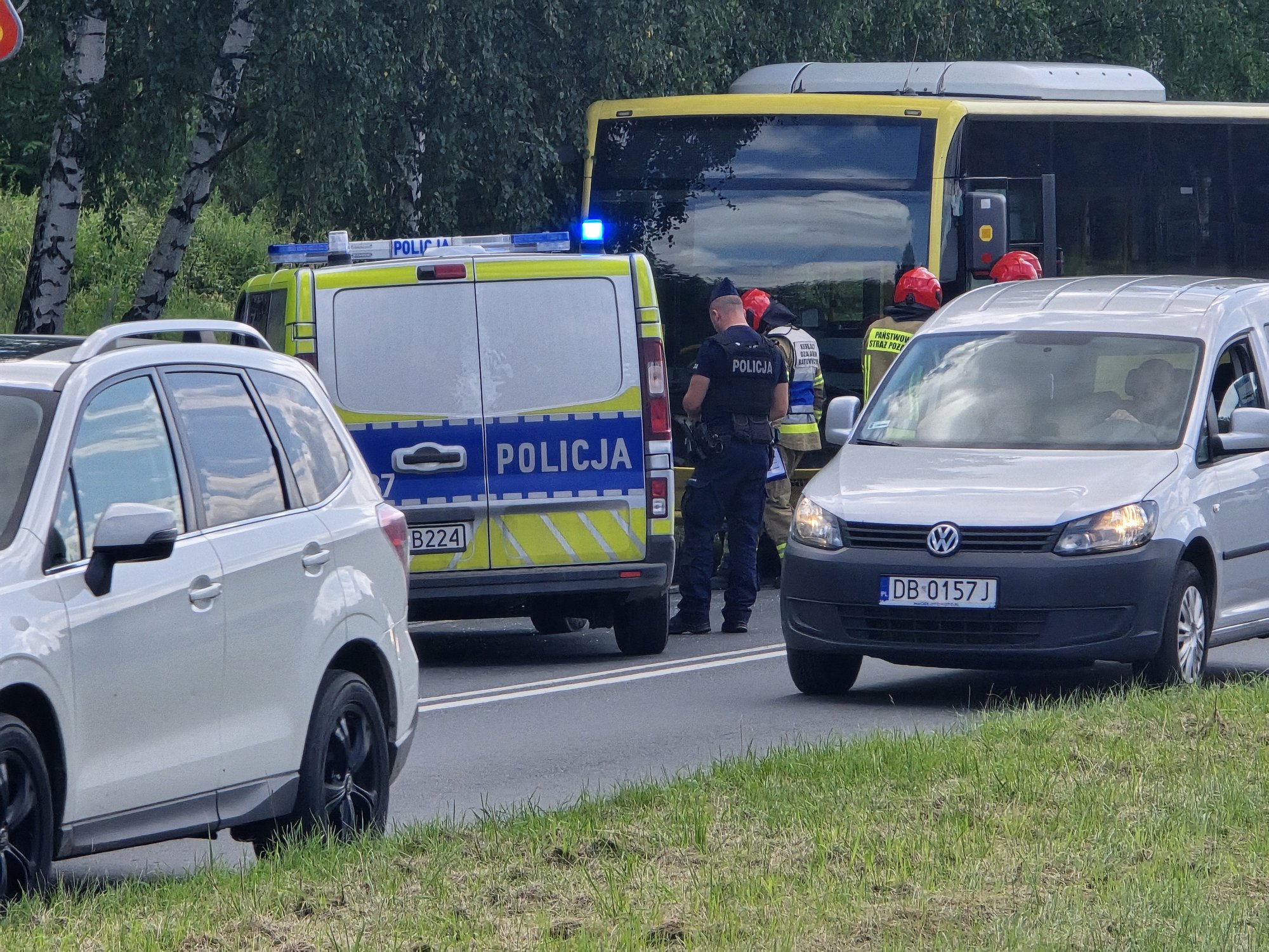 zderzenie-autobusu-z-osobowka-przy-cmentarzu-134389