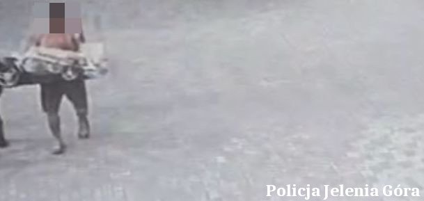 ukrad-kosiarke-spod-sklepu-wpad-podczas-transakcji-sprzedazy-134597