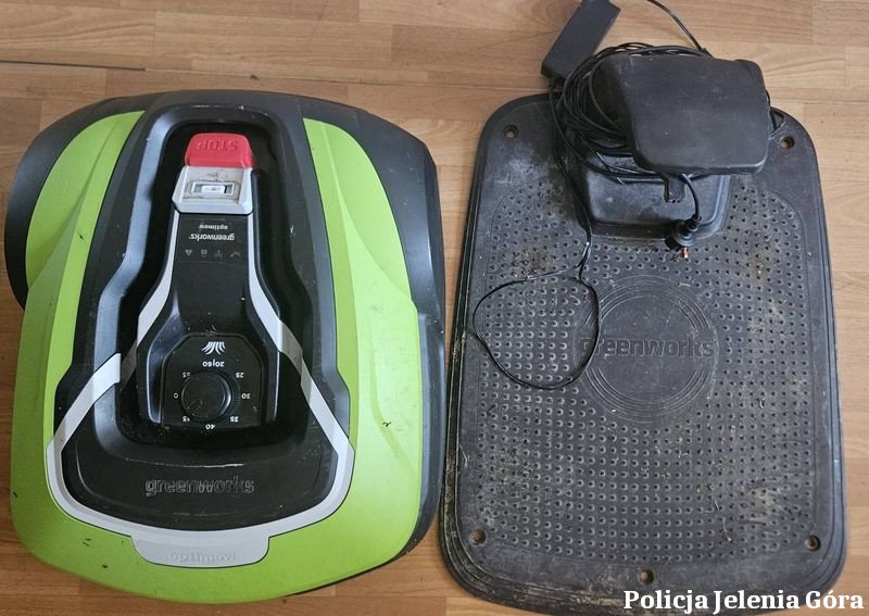 policjanci-zatrzymali-pasera-i-odzyskali-kosiarke-samojezdna-134612