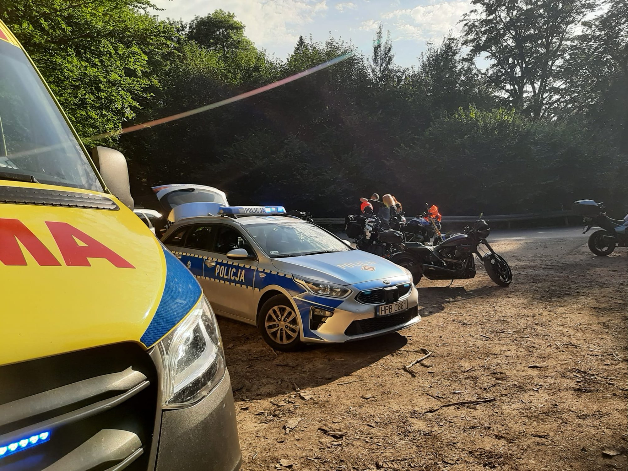 motocyklista-wpad-w-poslizg-na-jezyku-tesciowej-134798