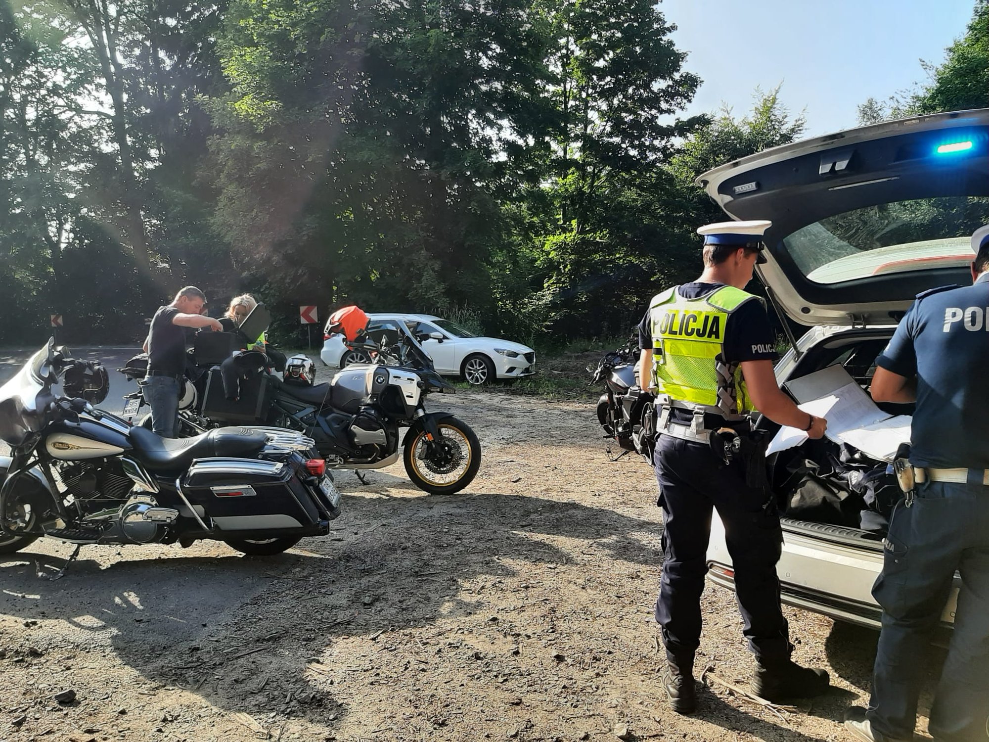 motocyklista-wpad-w-poslizg-na-jezyku-tesciowej-134798