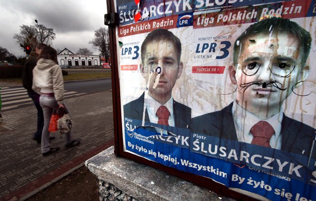 powyborcze-podchody-plakatowe-13508