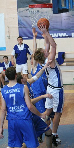 sudety-pokonay-przeciwnika-grajacego-ponizej-pasa-13519