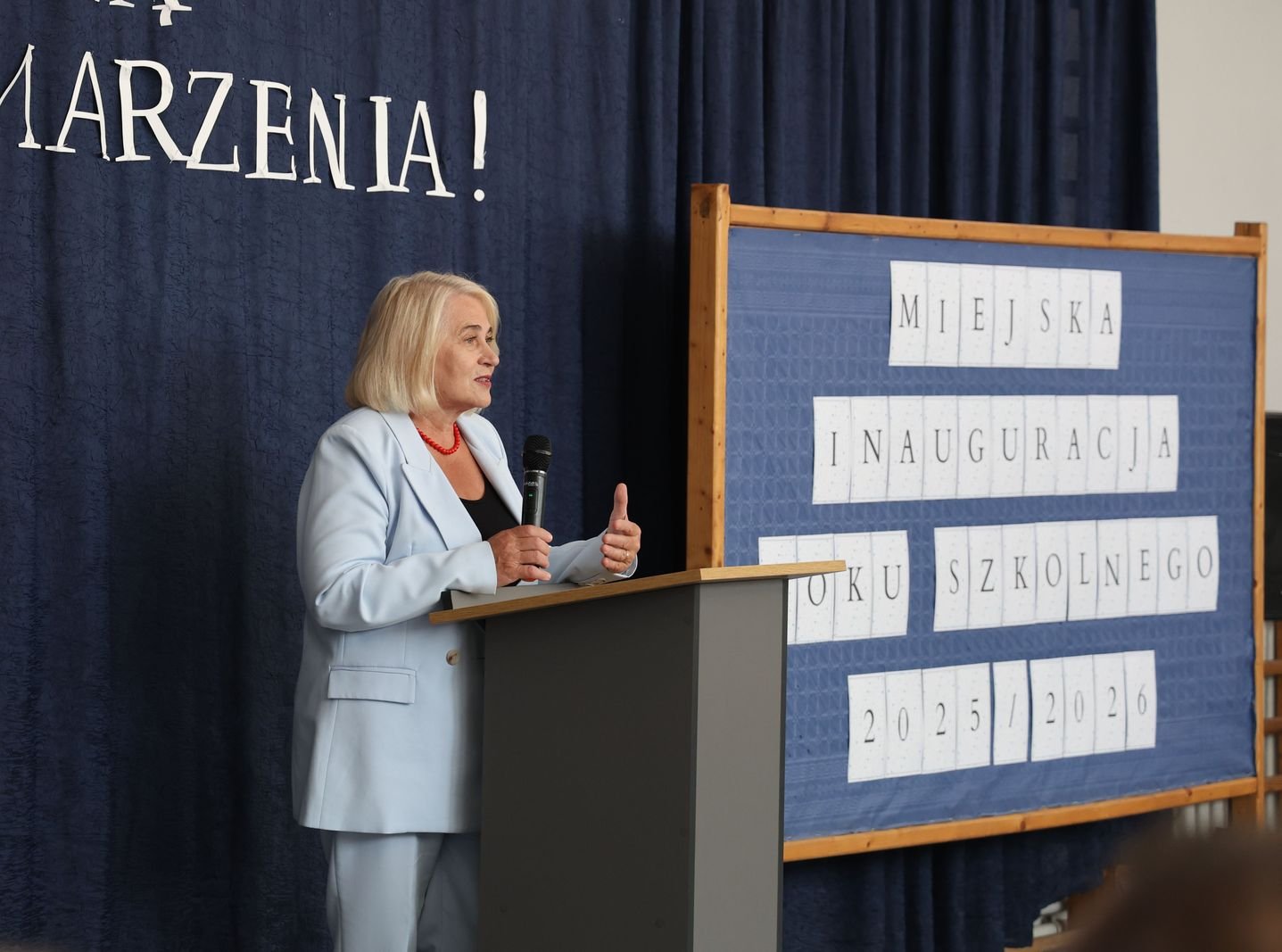 uczniowie-wrocili-do-szko-inauguracja-w-sp-13-135195