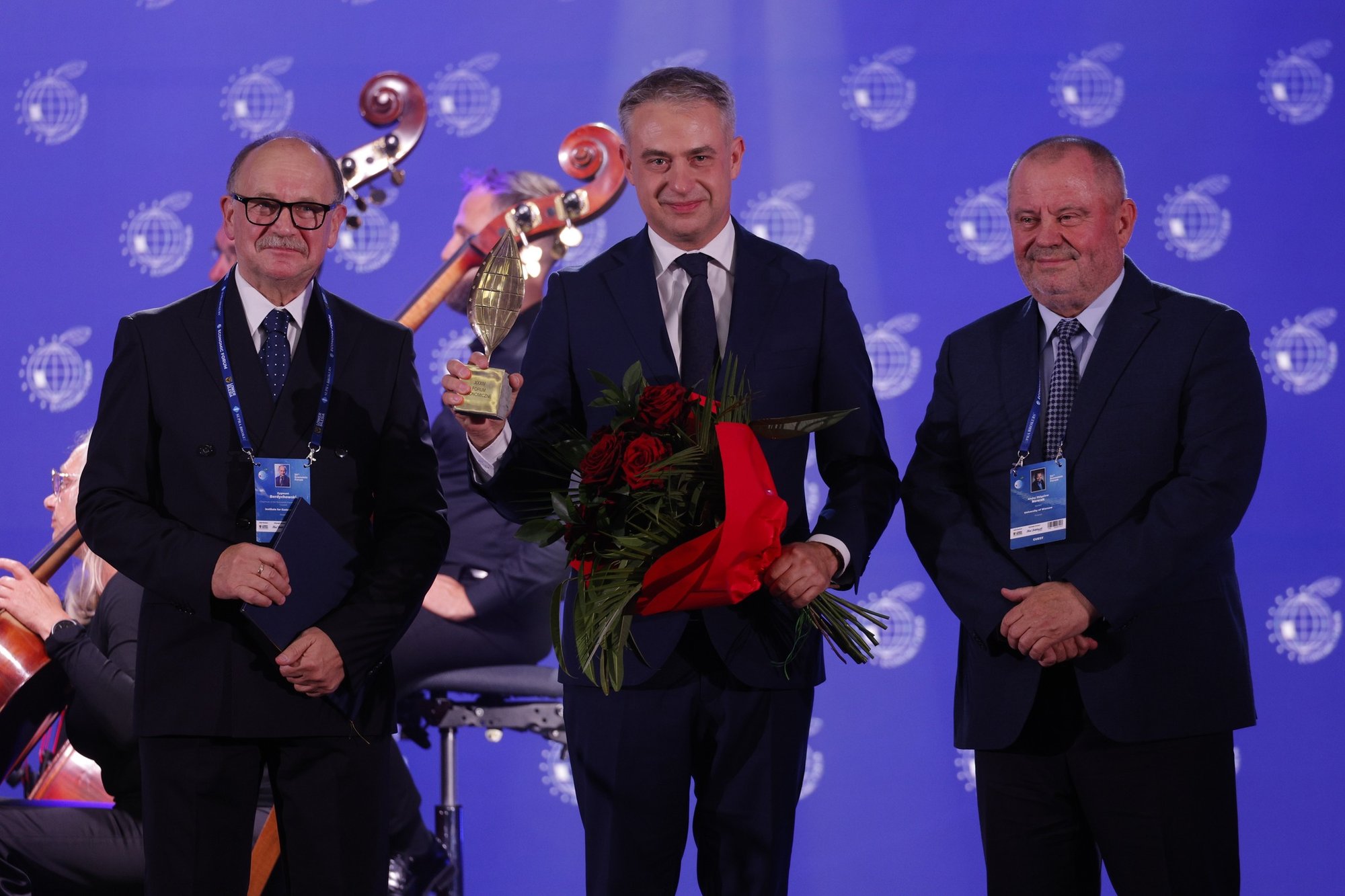 wicepremier-z-nagroda-forum-ekonomicznego-135243