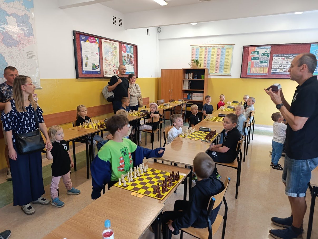 zacieta-walka-o-prym-w-4-grupach-rozgrywkowych-135384