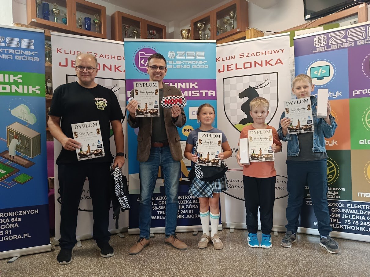 zacieta-walka-o-prym-w-4-grupach-rozgrywkowych-135384