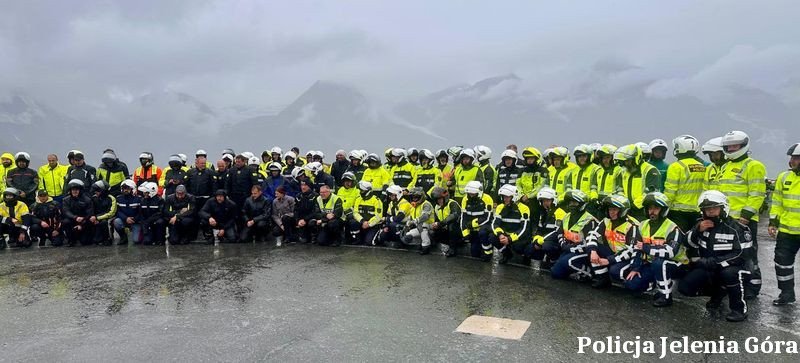 policjanci-jeleniogorskiej-drogowki-doskonalili-swoje-umiejetnosci-w-miedzynarodowym-szkoleniu-motocyklowym-w-austrii-135434