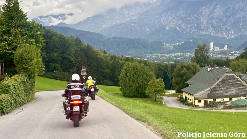 policjanci-jeleniogorskiej-drogowki-doskonalili-swoje-umiejetnosci-w-miedzynarodowym-szkoleniu-motocyklowym-w-austrii-135434
