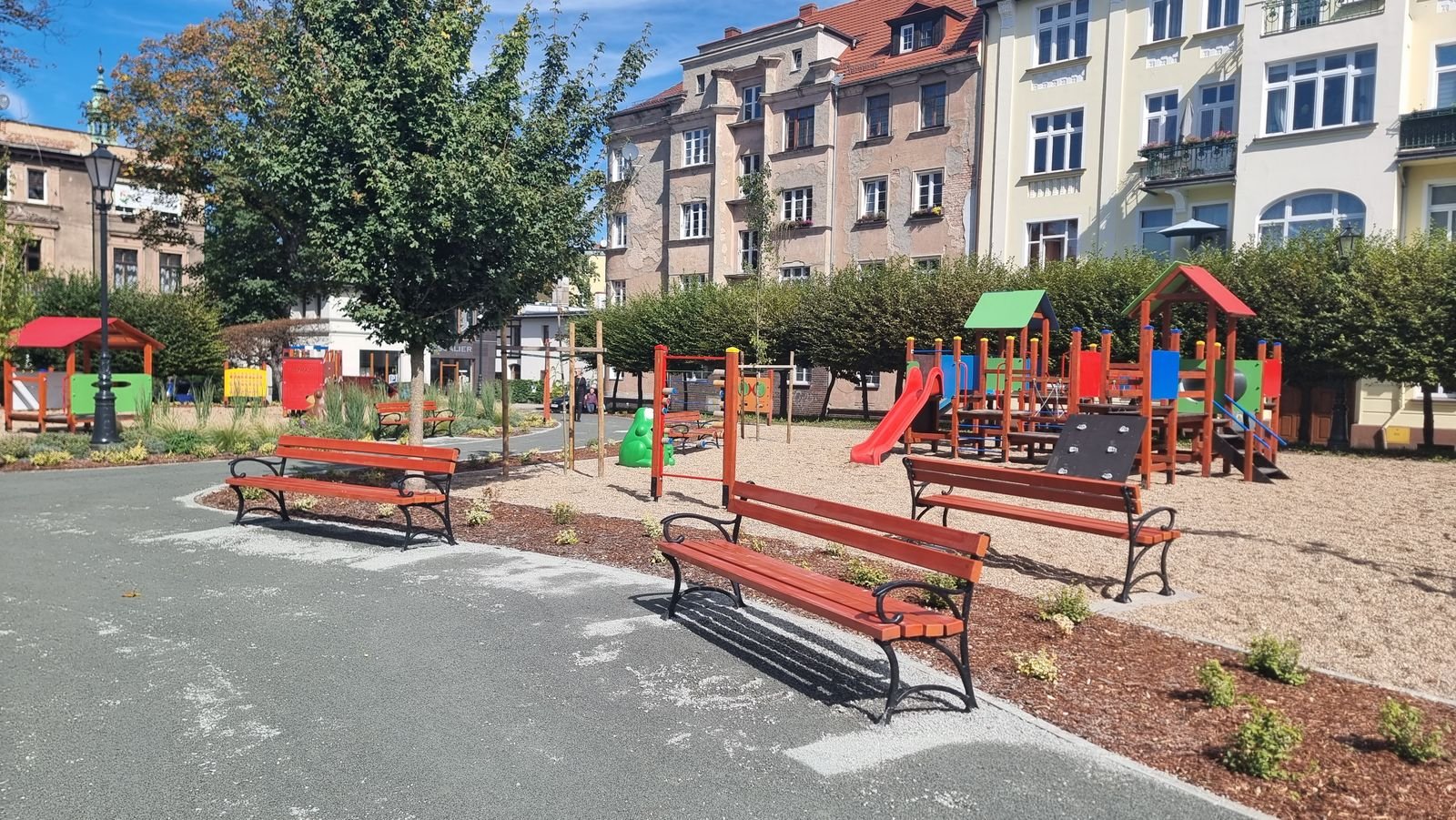 plac-kosciuszki-nowe-miejsce-do-zabaw-dla-dzieci-135446