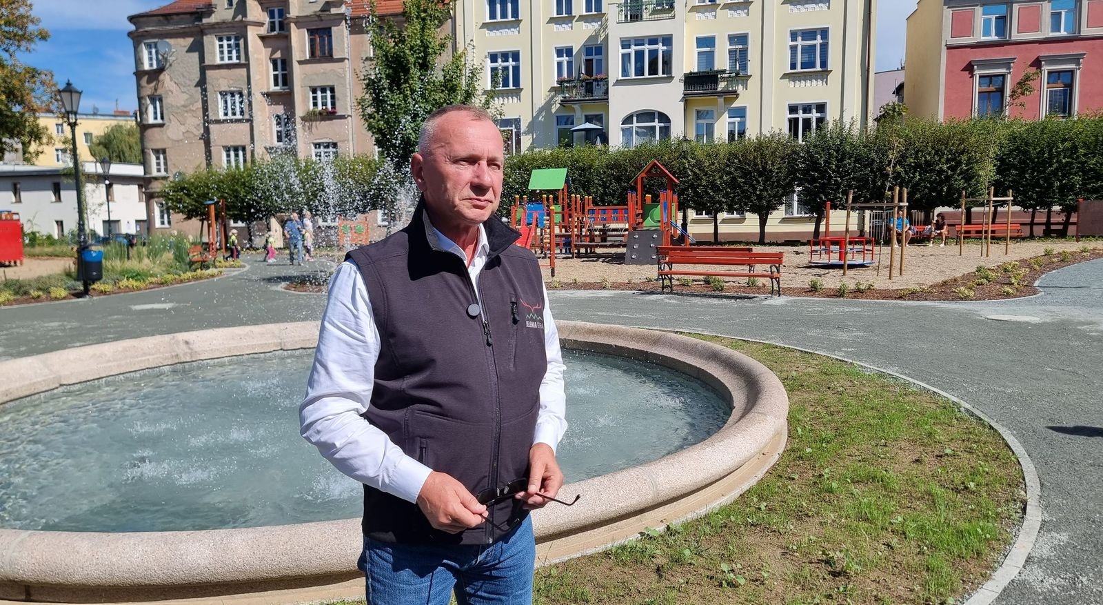plac-kosciuszki-nowe-miejsce-do-zabaw-dla-dzieci-135446