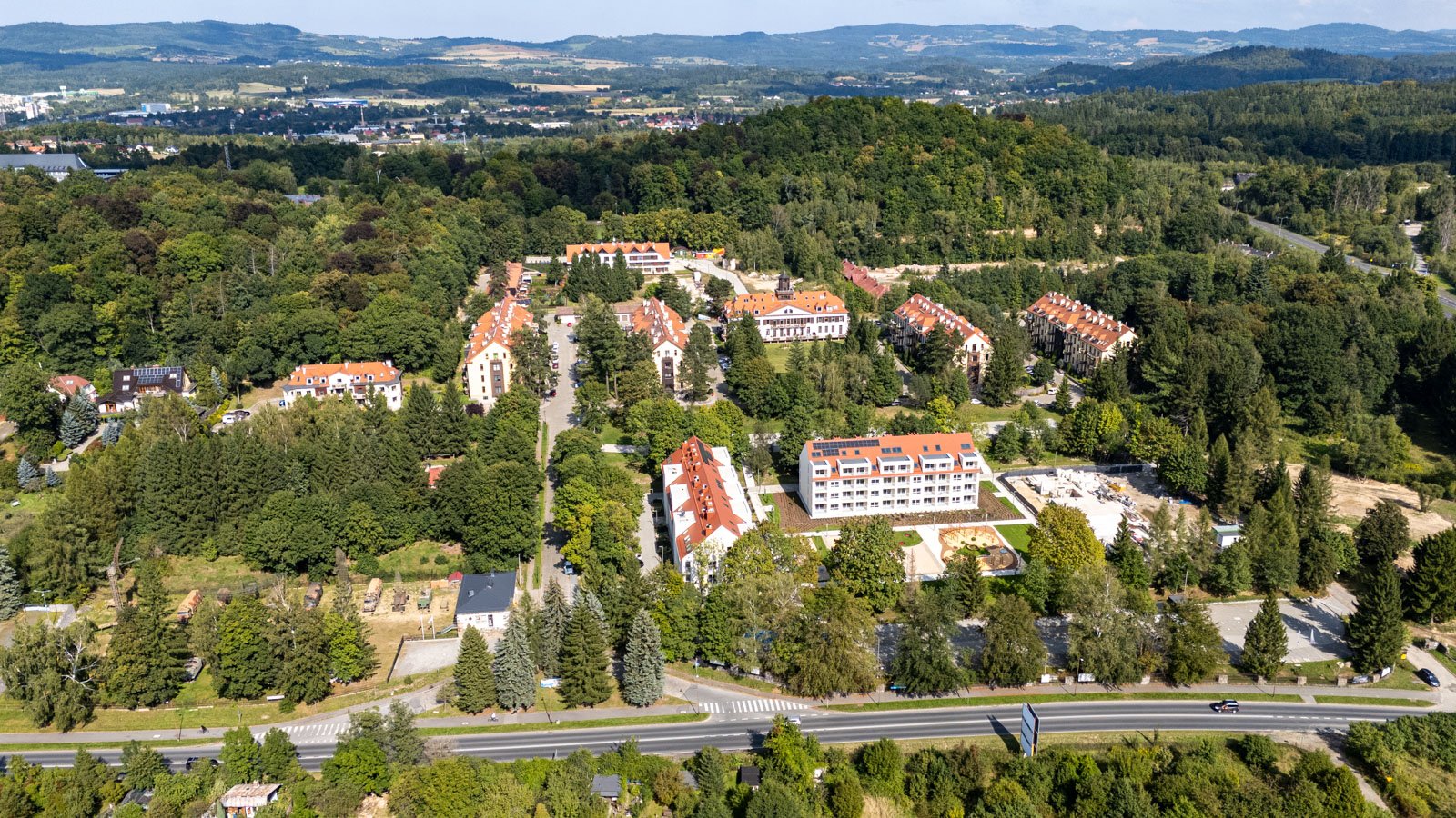 osiedle-sudecka-97-nowa-zielen-i-mieszkania-135640