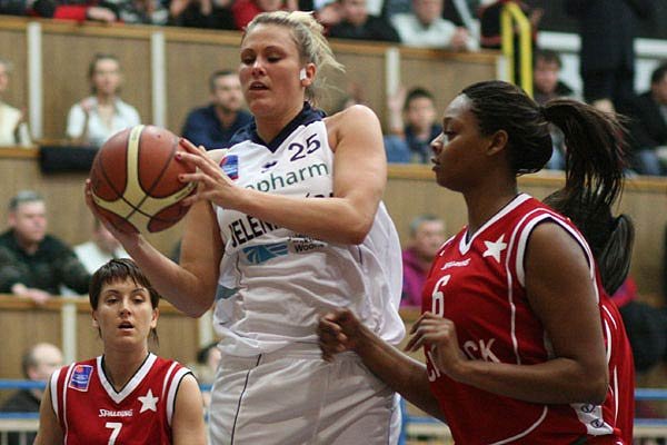 przegray-z-rutynowanymi-rywalkami-zdecydowanie-lepszymi-pod-koszem-video-13570