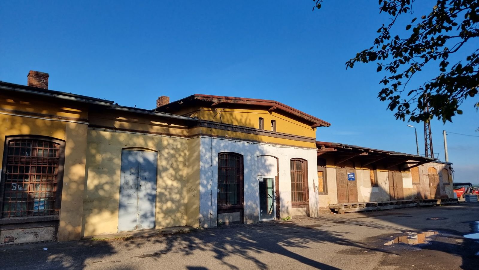 nieczynny-dworzec-ponownie-na-sprzedaz-135763