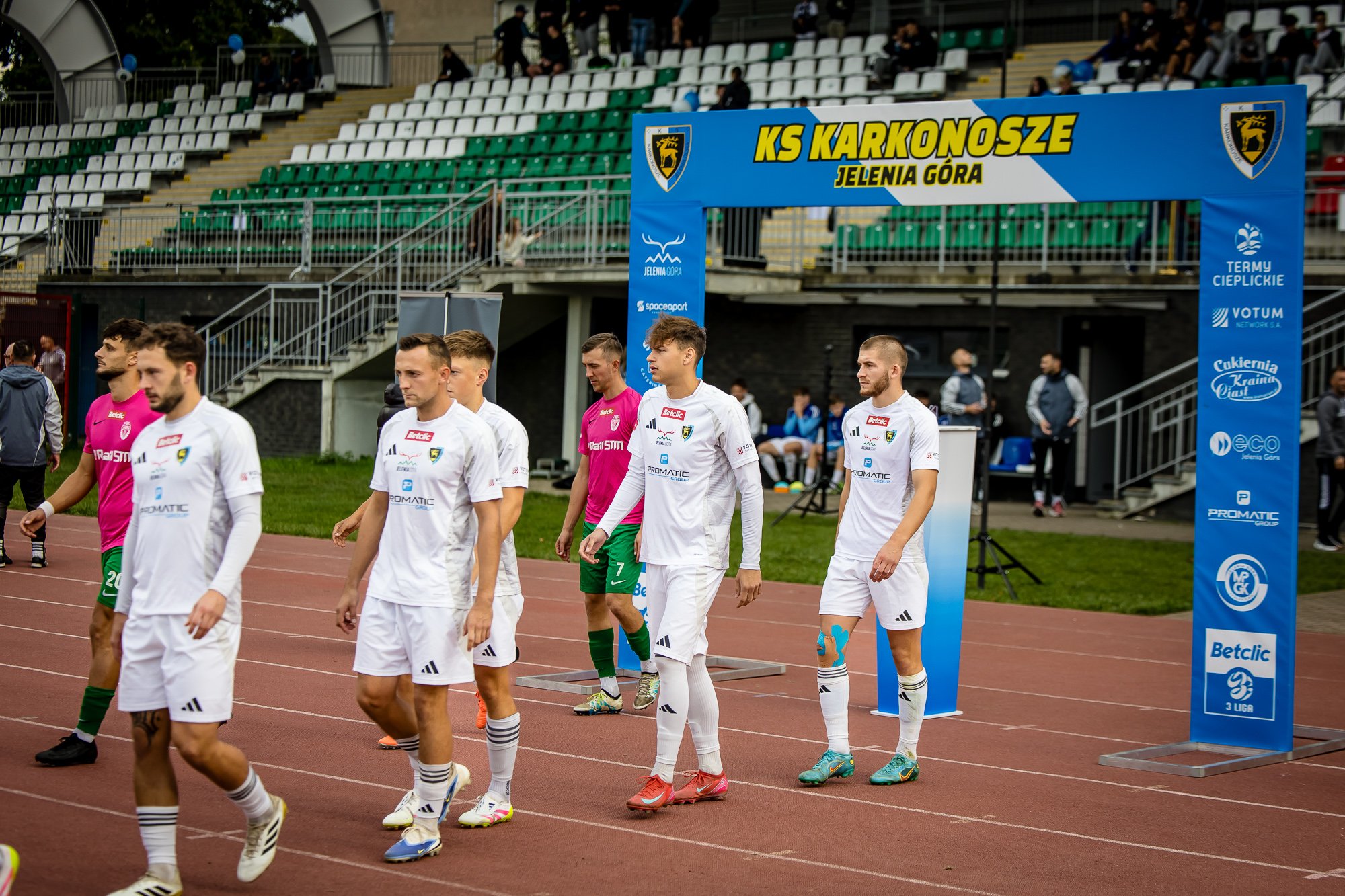 przeamanie-w-wielkim-stylu-wicelider-odprawiony-z-kwitkiem-135816