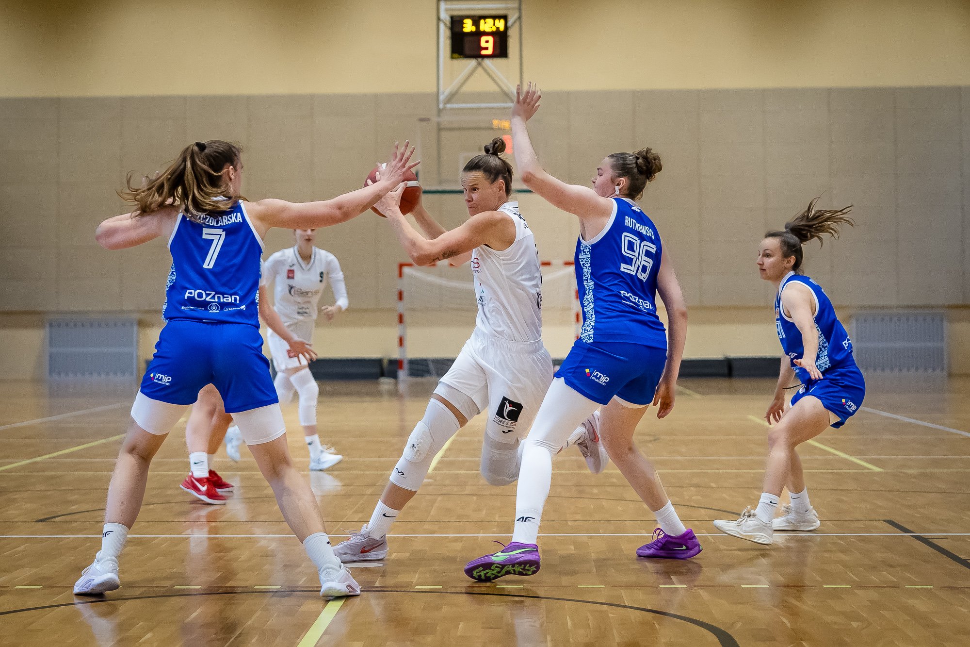 zapachniao-zawodowym-basketem-w-jeleniej-gorze-135817