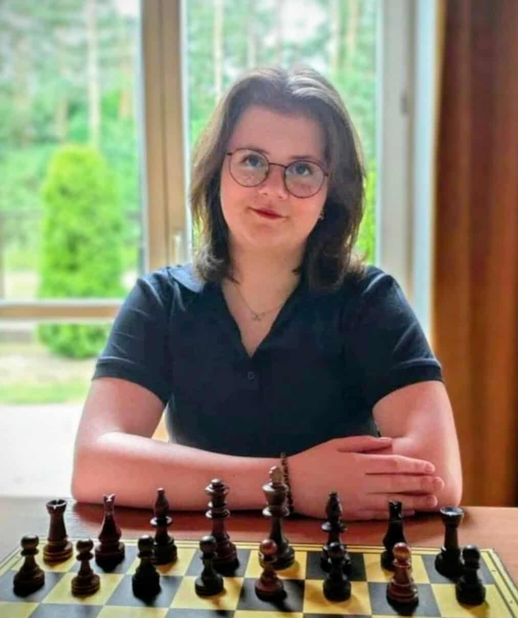 julia-przed-swoim-najwazniejszym-do-tej-pory-startem-w-szachowej-karierze-olimpiadzie-w-kazachstanie-135900