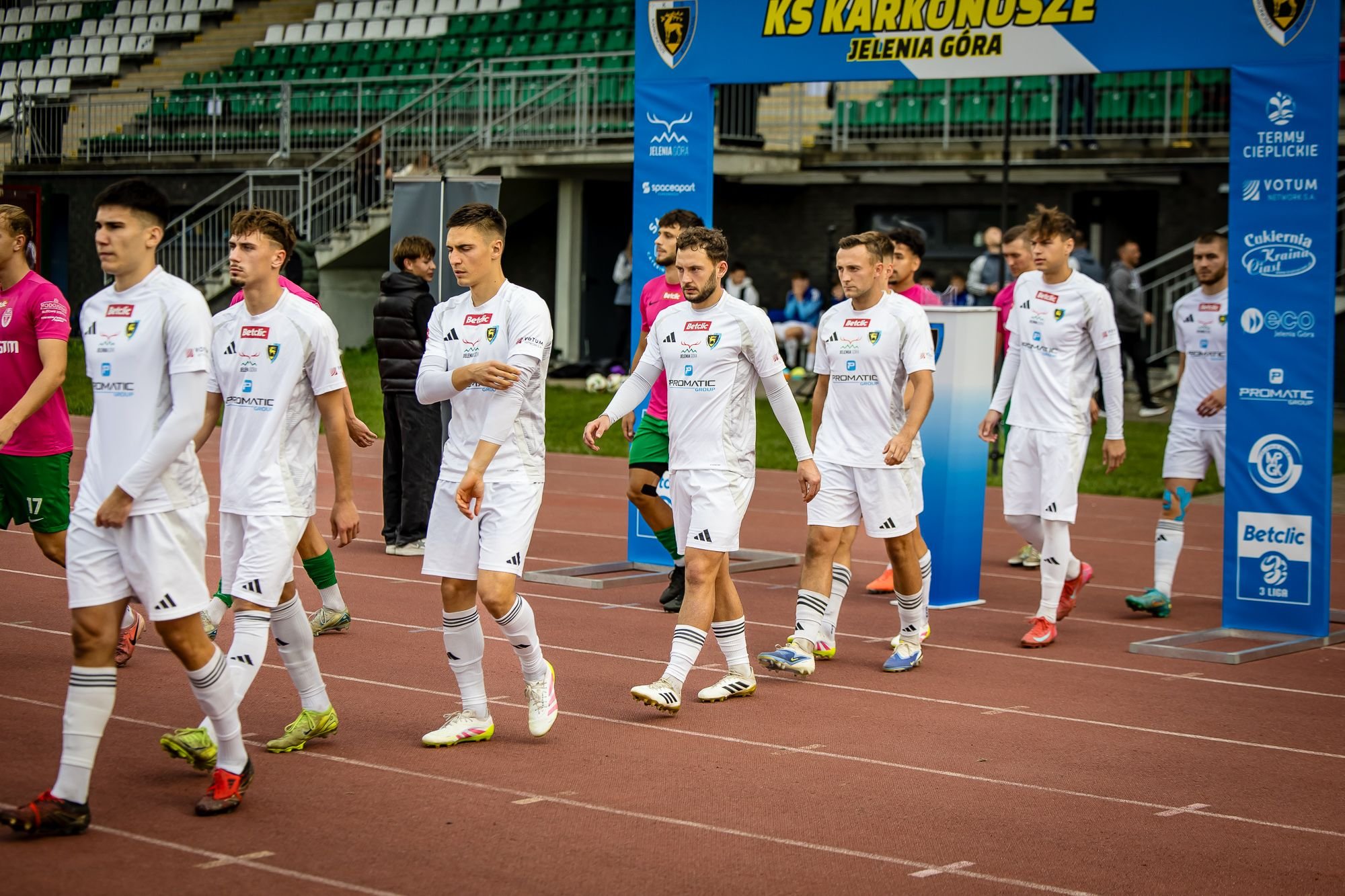 szorujemy-w-okolicach-zagrozonej-strefy-136129