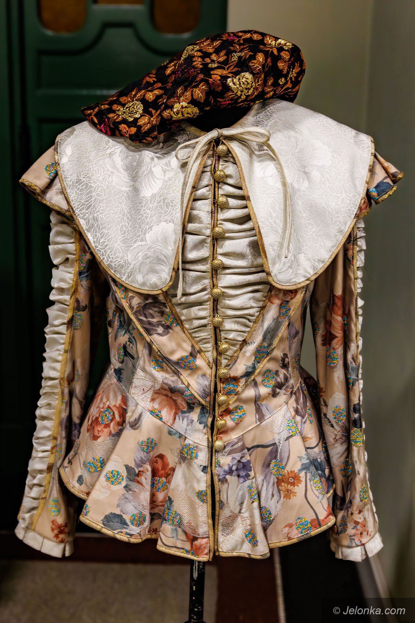 ludwik-xvi-w-teatrze-w-jeleniej-gorze-136151