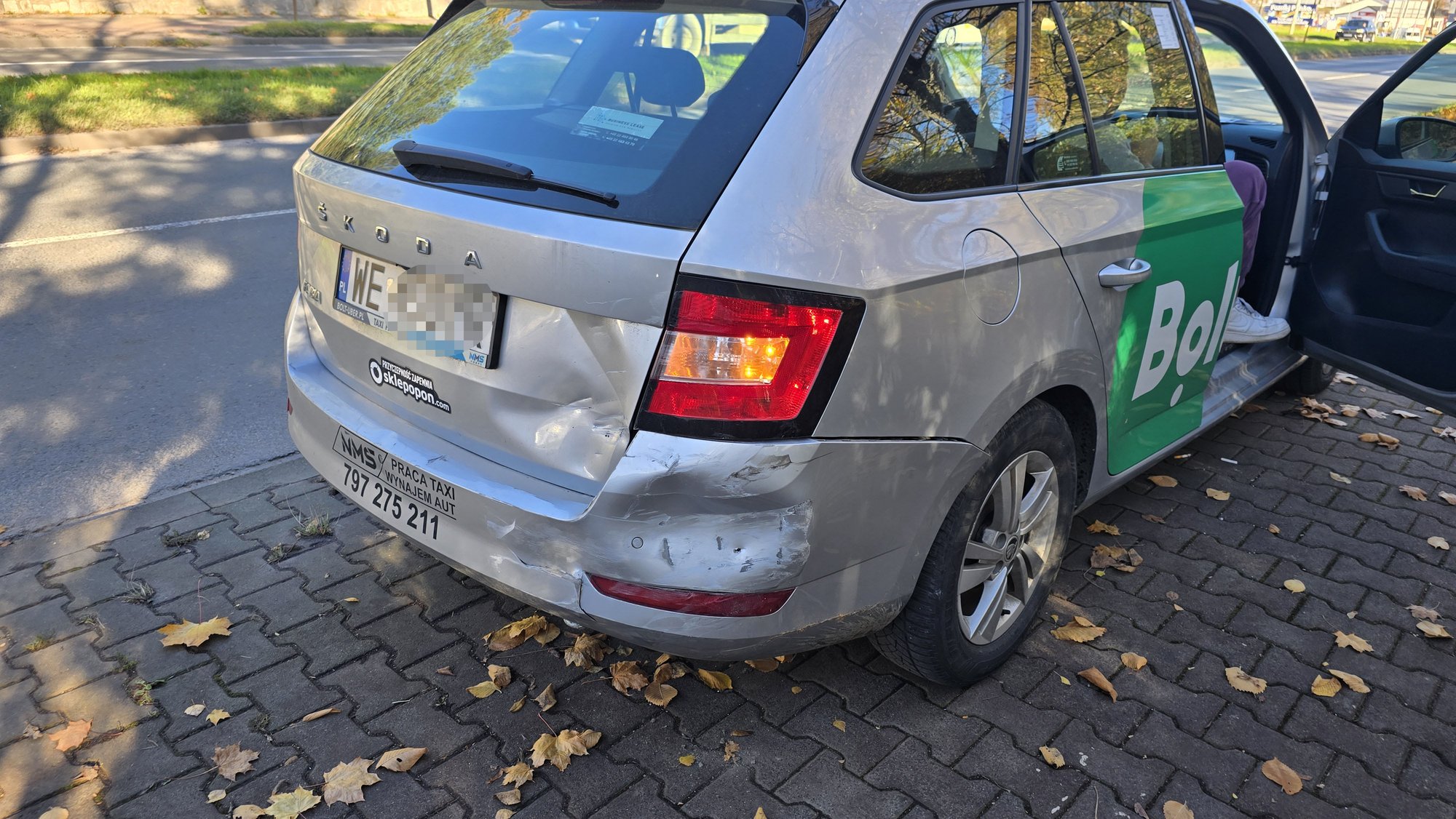 bolt-stuczka-z-dacia-136464