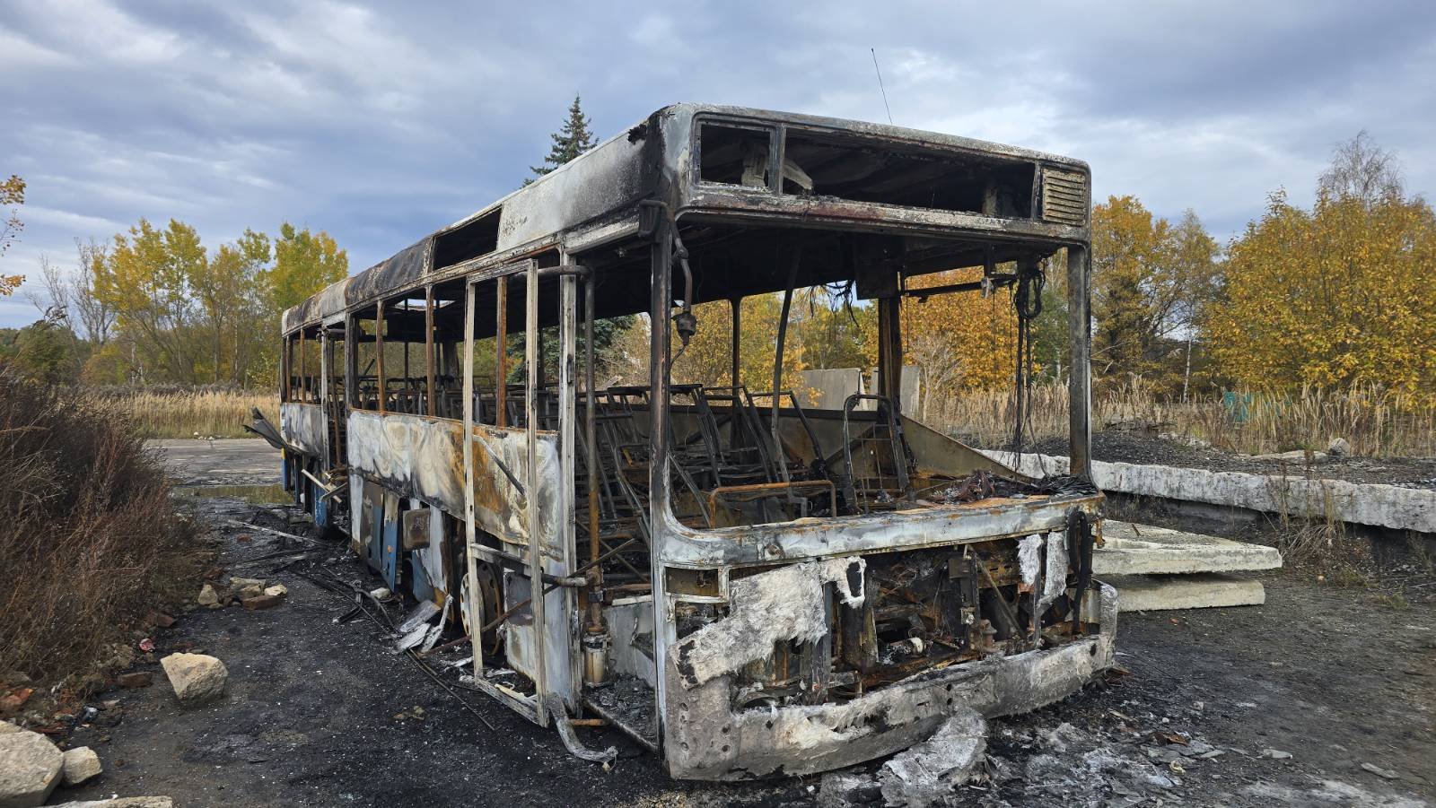 kto-podpali-autobus-do-nauki-jazdy-136534