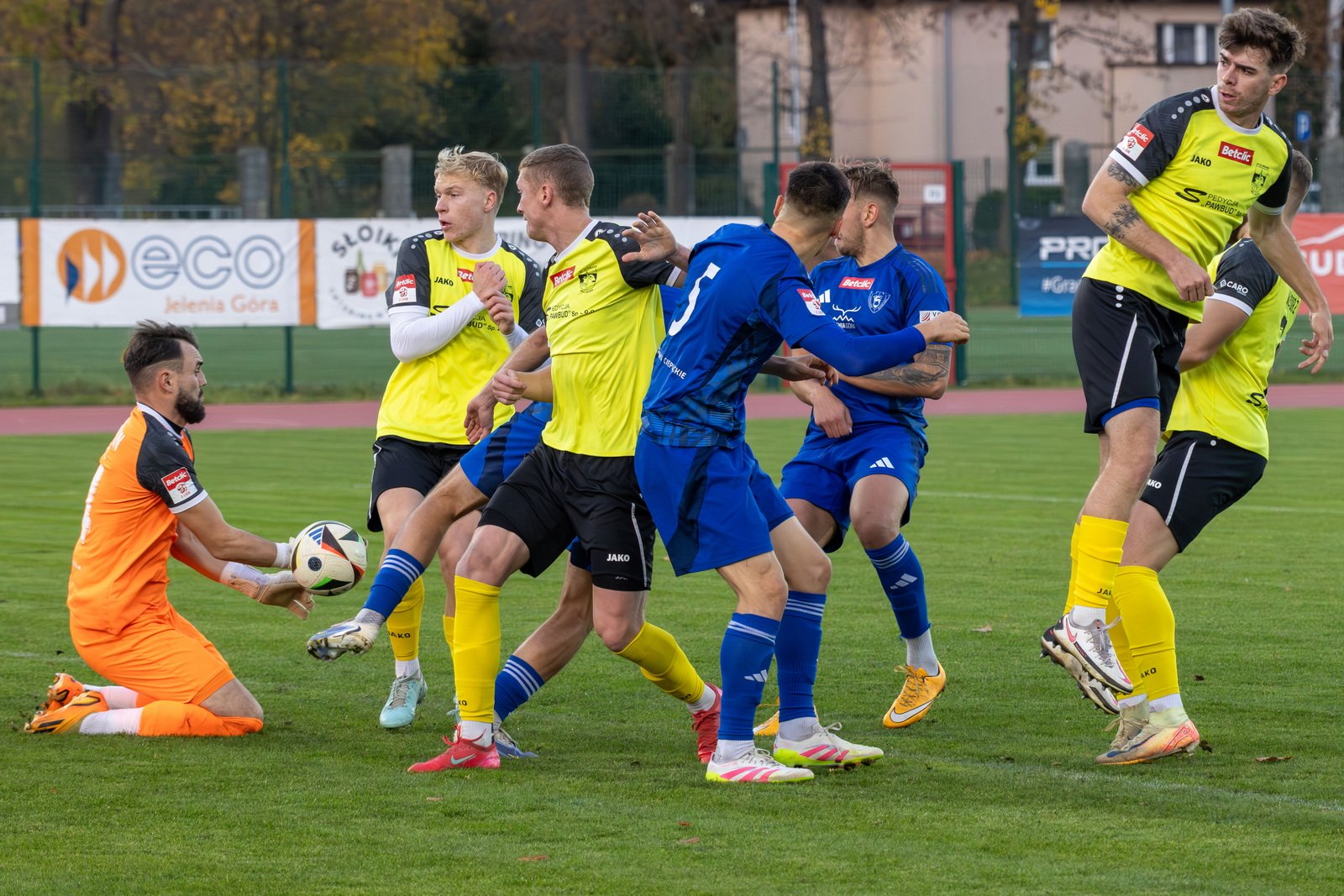 festiwal-karkonoszy-beniaminek-odprawiony-z-kwitkiem-136588