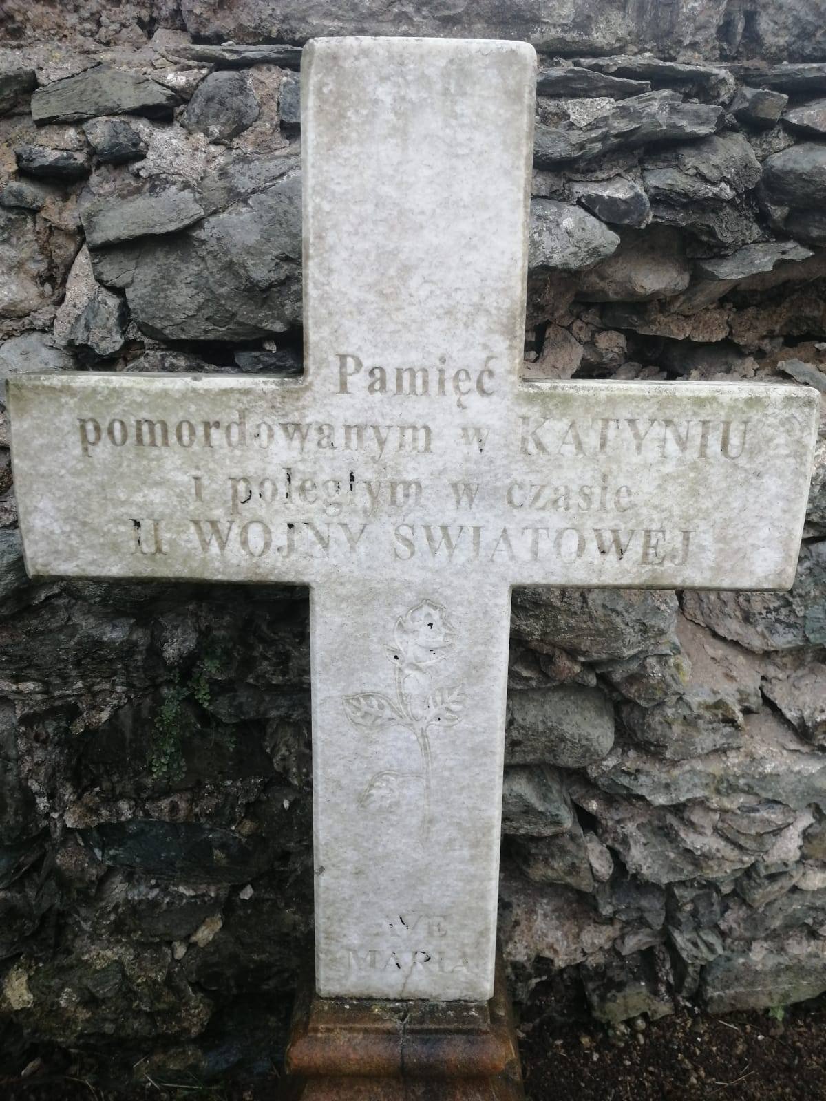 symboliczny-krzyz-odnaleziony-w-kaczorowie-136735