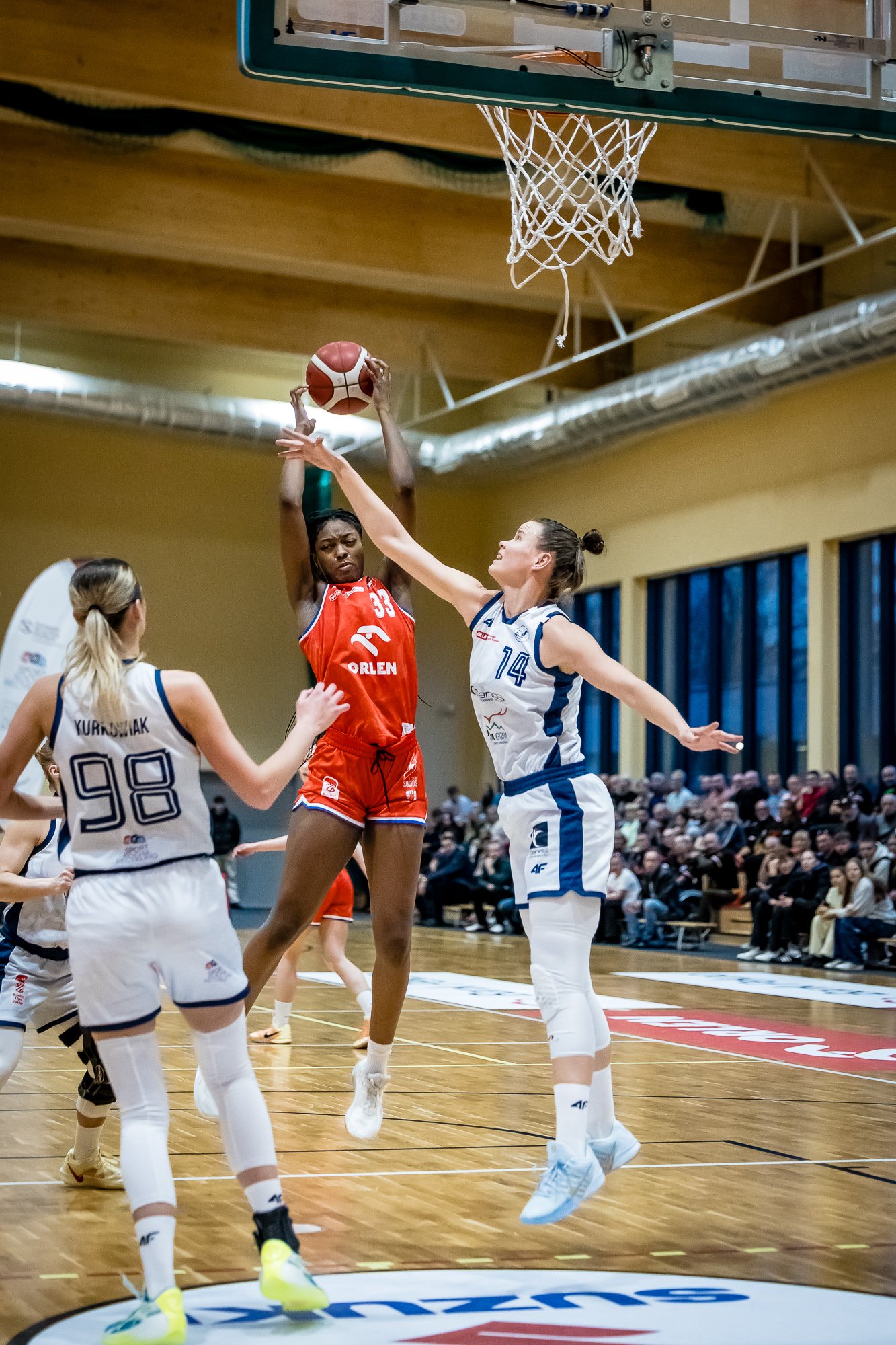 krakow-zdobywa-jelenia-gore-136744