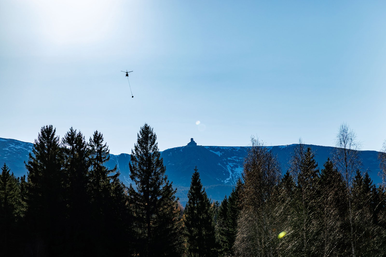 helikopter-nad-karkonoszami-136881