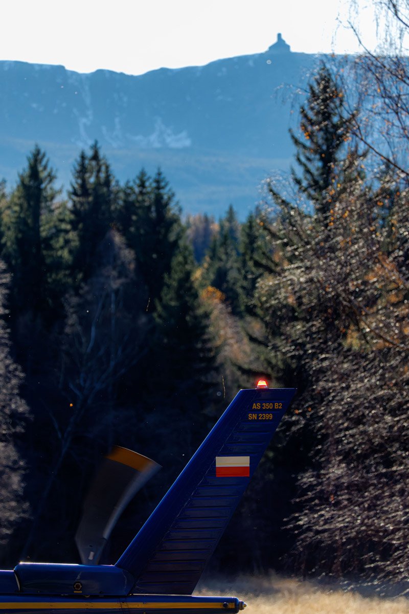 helikopter-nad-karkonoszami-136881
