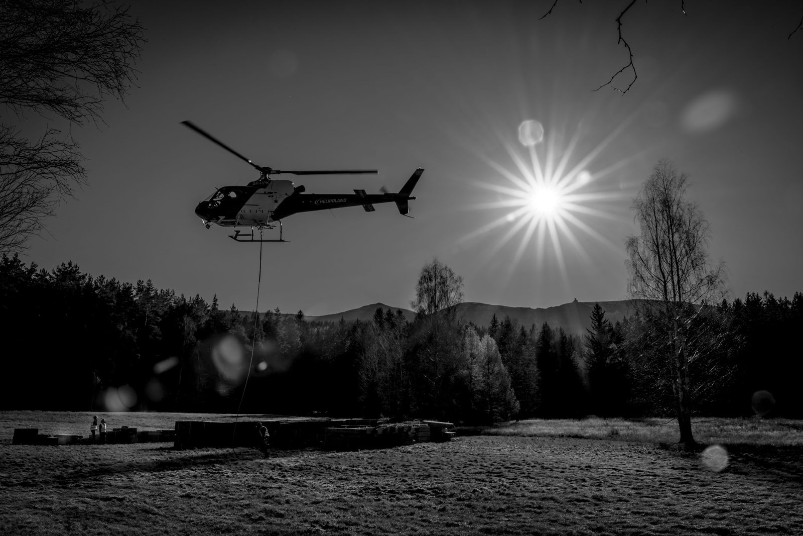 helikopter-nad-karkonoszami-136881